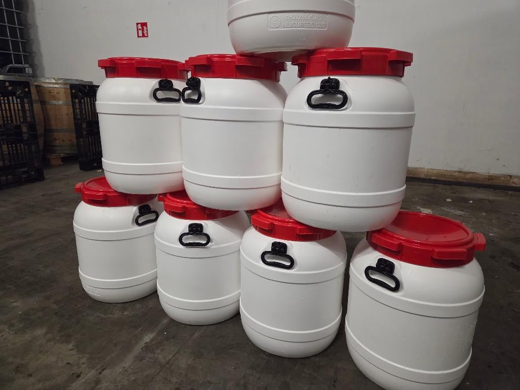 Curtec vaten, tonnen van 55 L met schroefdeksel, Minder dan 75 liter, Ophalen, Zo goed als nieuw, Kunststof