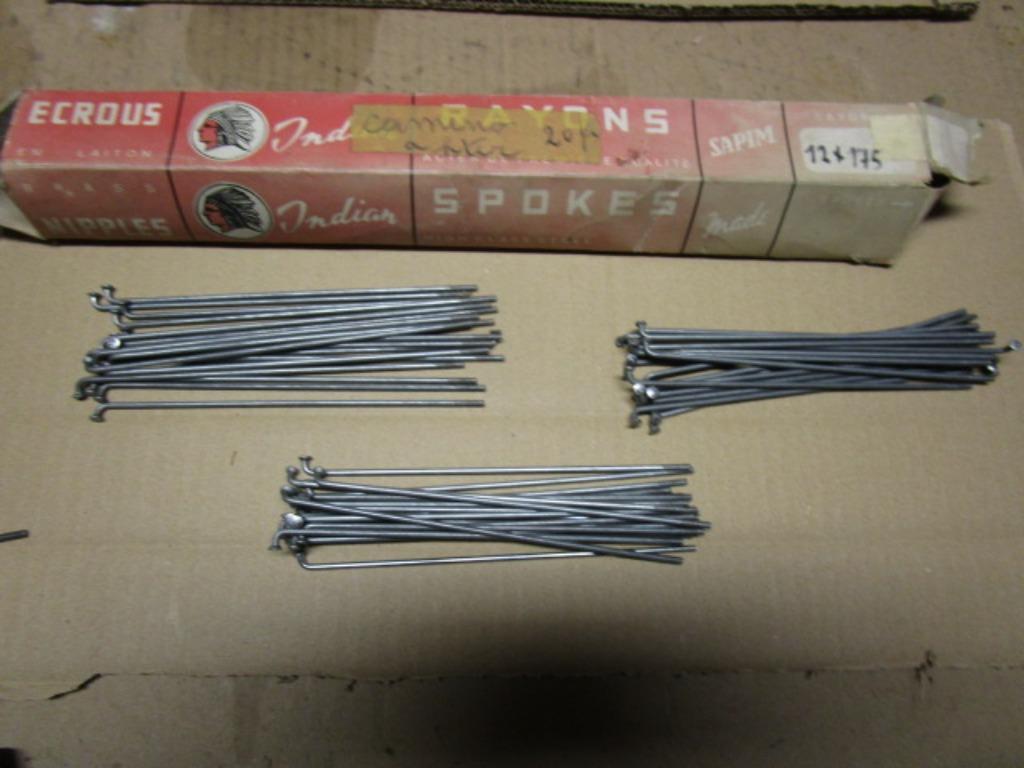 60 nouveaux rayons de roue arrière Honda Camino, Enlèvement ou Envoi, Neuf, Autres types, Honda Camino