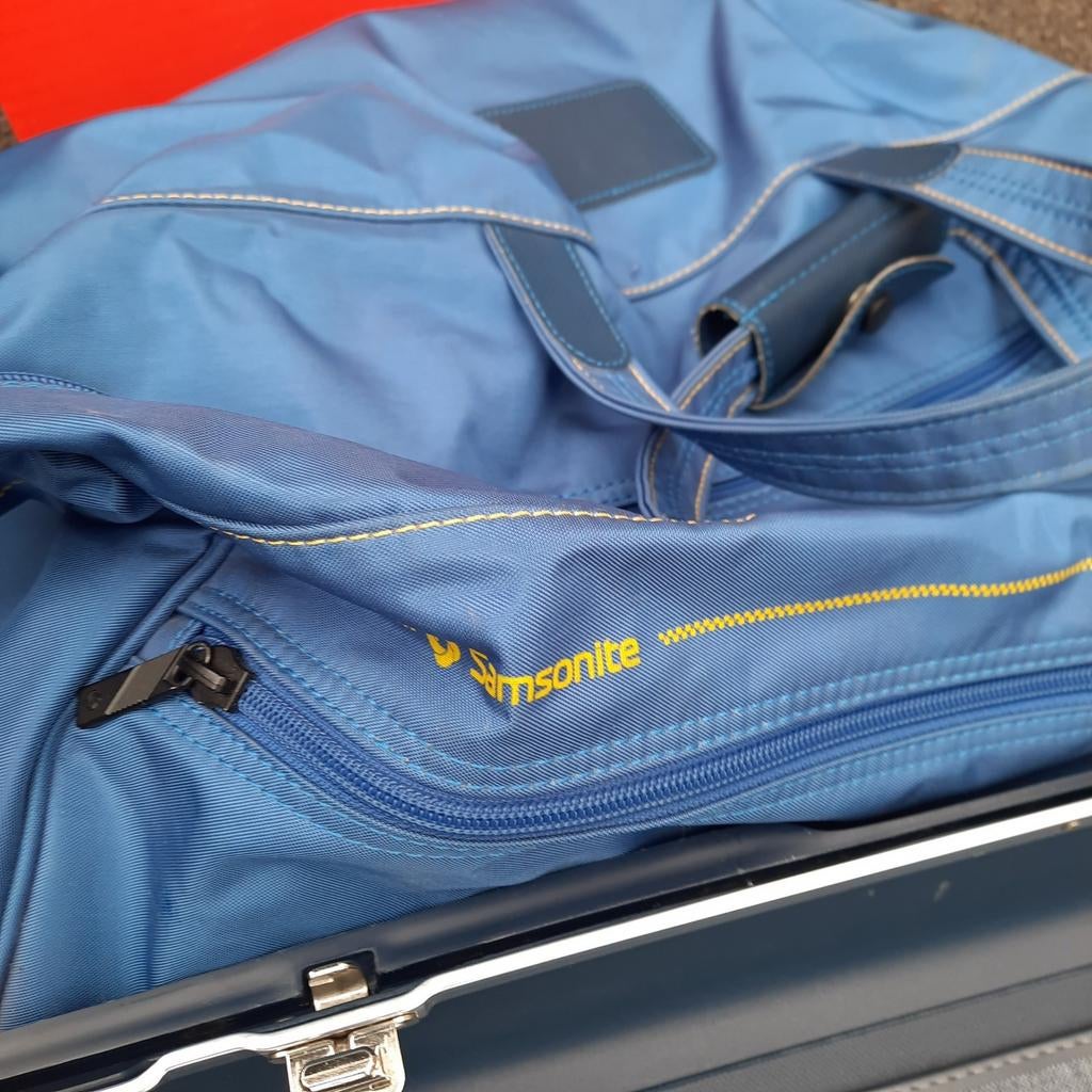 Porte-bébé Samsonite., Enlèvement ou Envoi, Plastique souple, Moins de 35 cm, Comme neuf