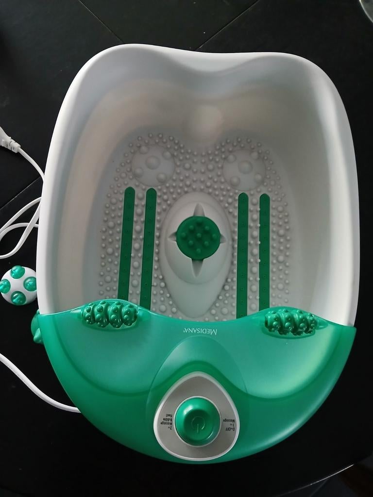 Baignoire de massage des pieds Medisana, Sports & Fitness, Produits de massage, Enlèvement ou Envoi