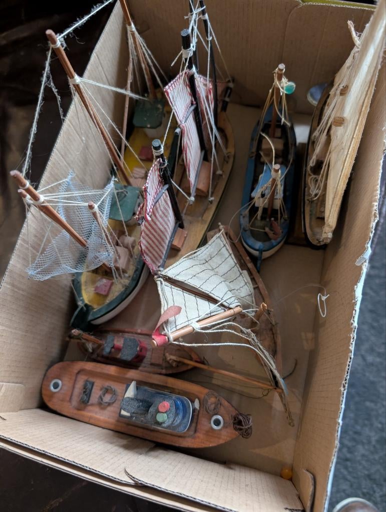 7 petits bateaux modélisme, Enlèvement, Utilisé