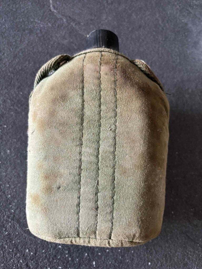 Gourde militaire en aluminium avec housse, Collections, Enlèvement ou Envoi, Armée de terre, Autres types
