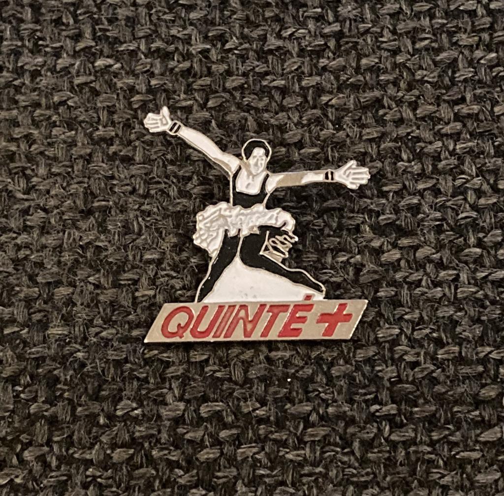 PIN - QUINTÉ+ - TIERCÉ - PAARDENKOERS - COURSE DE CHEVAUX, Envoi, Utilisé, Autres sujets/thèmes, Insigne ou Pin's