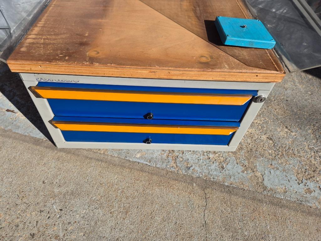 Werkplaatswagen of gereedschapsopslag, Ophalen, Gebruikt