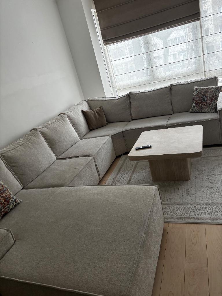 hoeksalon, Enlèvement ou Envoi, Tissus