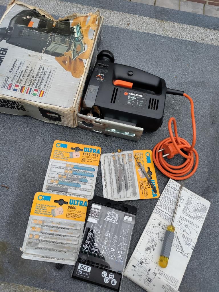 Black en Decker wipzaag, Ophalen