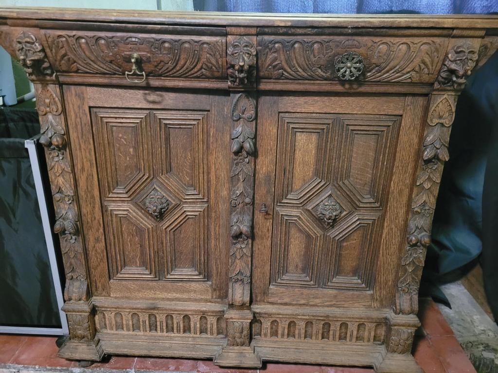 Meuble tête de lion, Antiquités & Art, Enlèvement