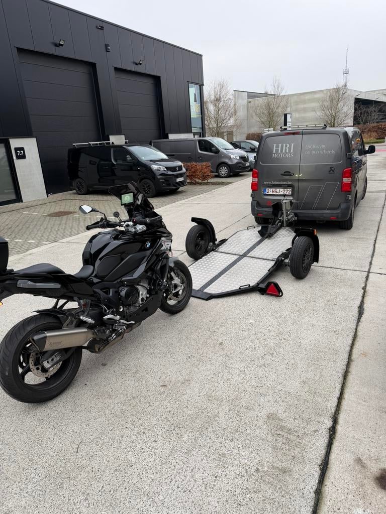 REMORQUE SPÉCIALE POUR MOTOS - À LOUER - Cochet Uno, Autos : Divers, Remorques, Enlèvement