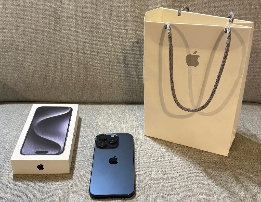 Iphone 15 Pro - Bleu - 1 To - avec boîte - mint condition, Télécoms, Téléphonie mobile | Apple iPhone, Enlèvement ou Envoi, 1 TB