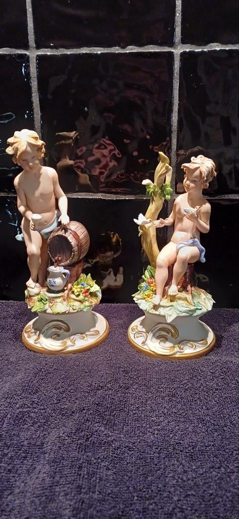Porseleinen putti beeldjes capodimonte, Antiek en Kunst, Ophalen