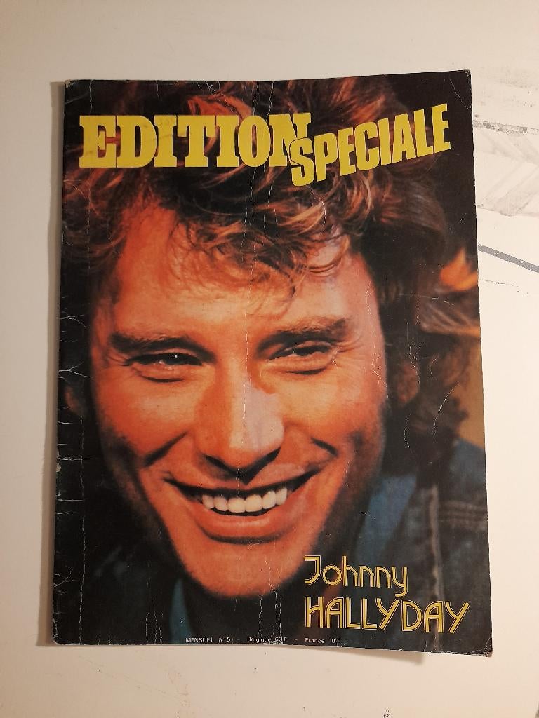 Livre, édition spéciale n5 Johnny Hallyday 1978, Collections, Enlèvement ou Envoi, Utilisé, Livre, Revue ou Article