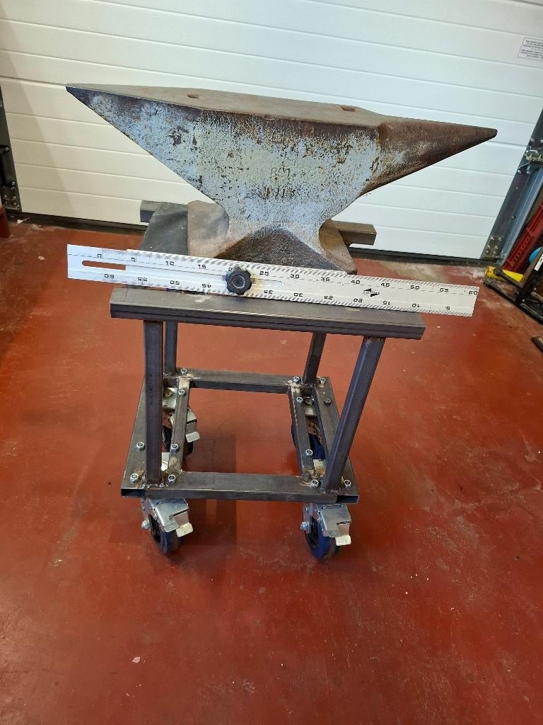 Enclume, Bricolage & Construction, Outillage | Outillage à main, Enlèvement, Utilisé