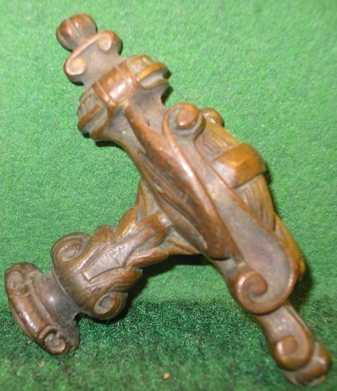 BELLE POIGNEE DE PORTE 1900 EN BRONZE, Enlèvement ou Envoi, Bronze