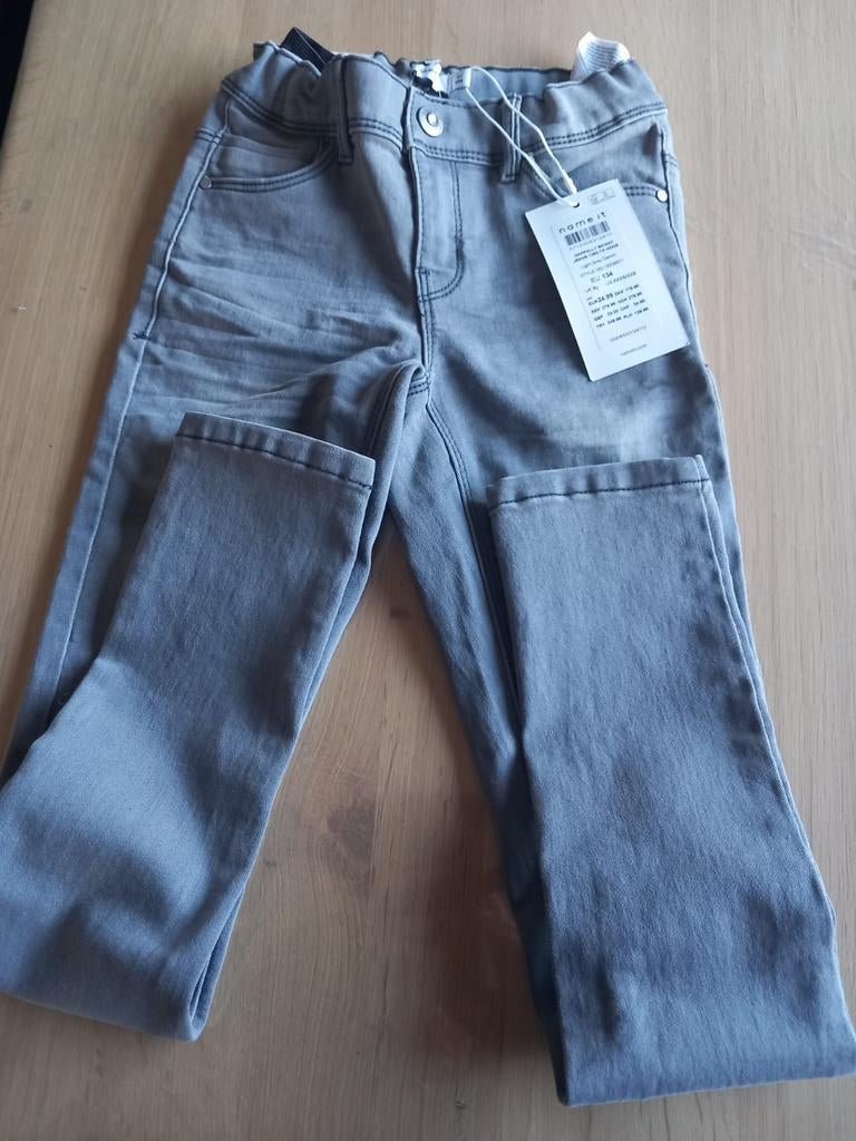 Grijze broek name it meisjes maat 134, Ophalen
