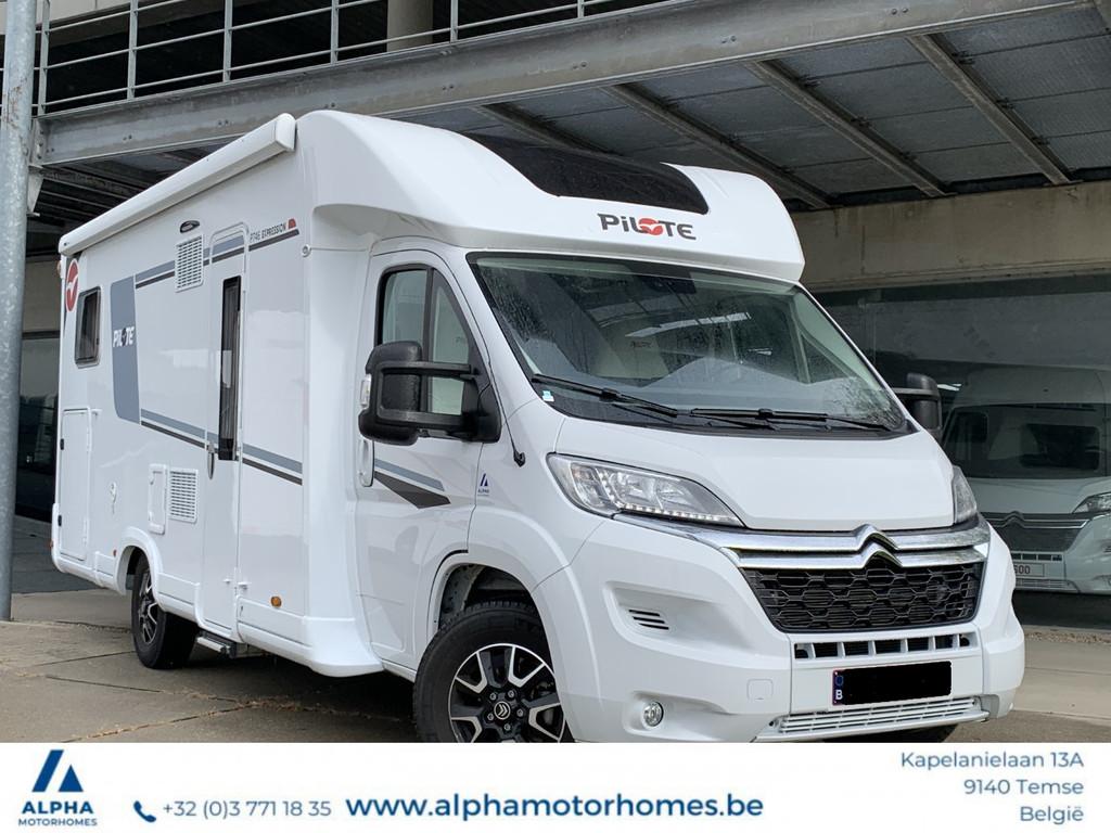 Pilote P746 GJ Citroën 140 PK manueel (bj 2024), Caméra de recul, Pilote, 7 tot 8 meter, Bedrijf