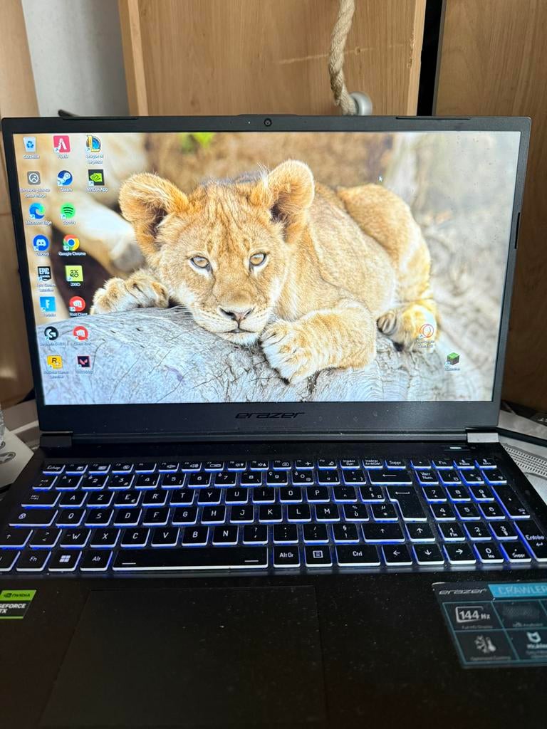 Pc portable gamer Erazer 144hz, Met videokaart, Ophalen of Verzenden, Zo goed als nieuw, Gaming