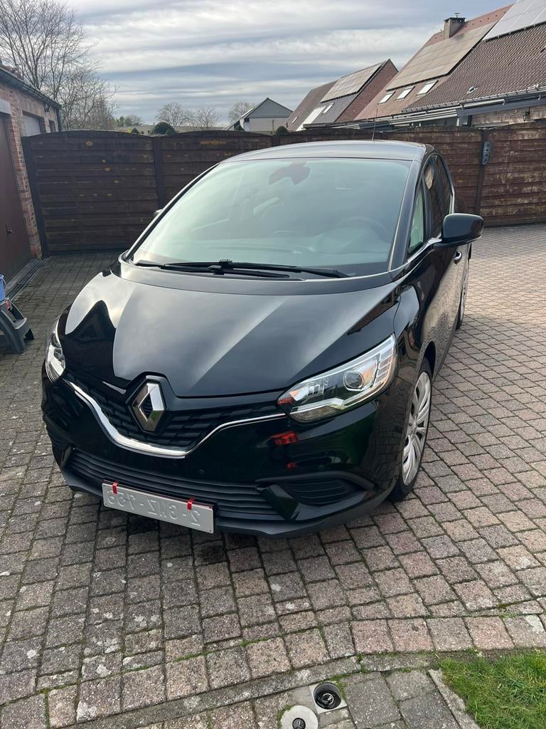 Renault scénic 1300cc benzine met trekhaak, Autos, 1332 cm³, Achat, Euro 6, 1850 kg