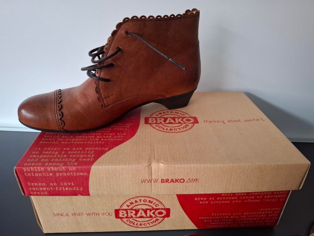 BRAKO - Lederen damesschoen met veter - cognackleur - mt 38, Kleding | Dames, Bruin, Lage of Enkellaarzen, Nieuw, Ophalen of Verzenden