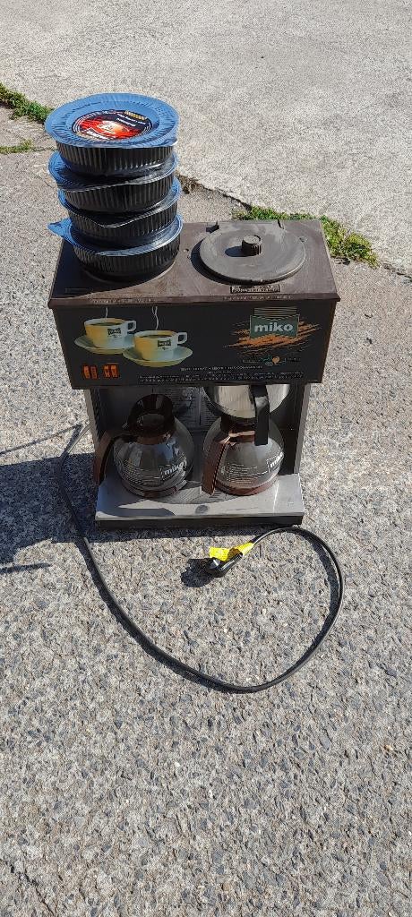 oude miko koffiemachine met nog enkele pads, Ophalen, Koffiepads en cups, Gebruikt, 10 kopjes of meer