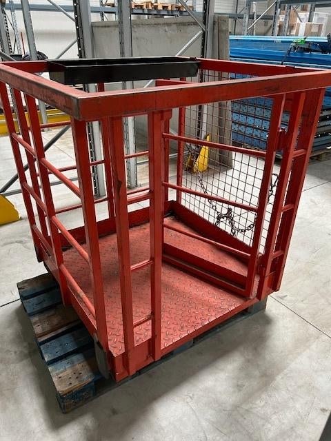 cage de sécurité, Ophalen