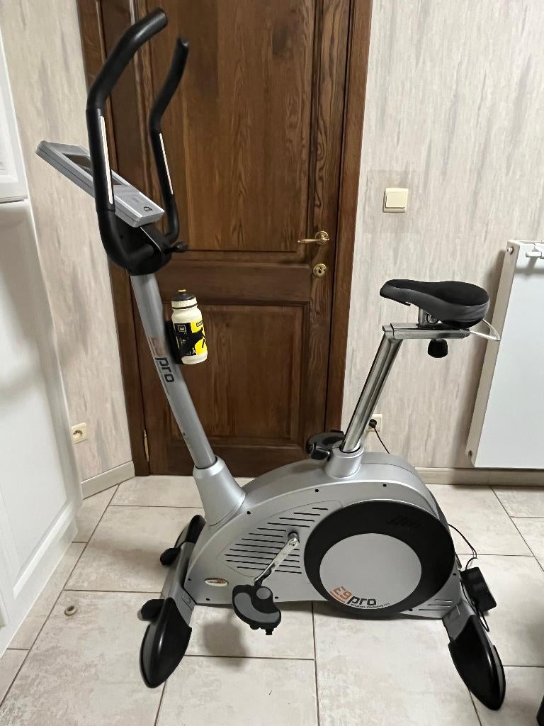 Ergomètre de studio Home Trainer E9 pro Xelus, Jambes, Enlèvement, Utilisé, Vélo d'appartement