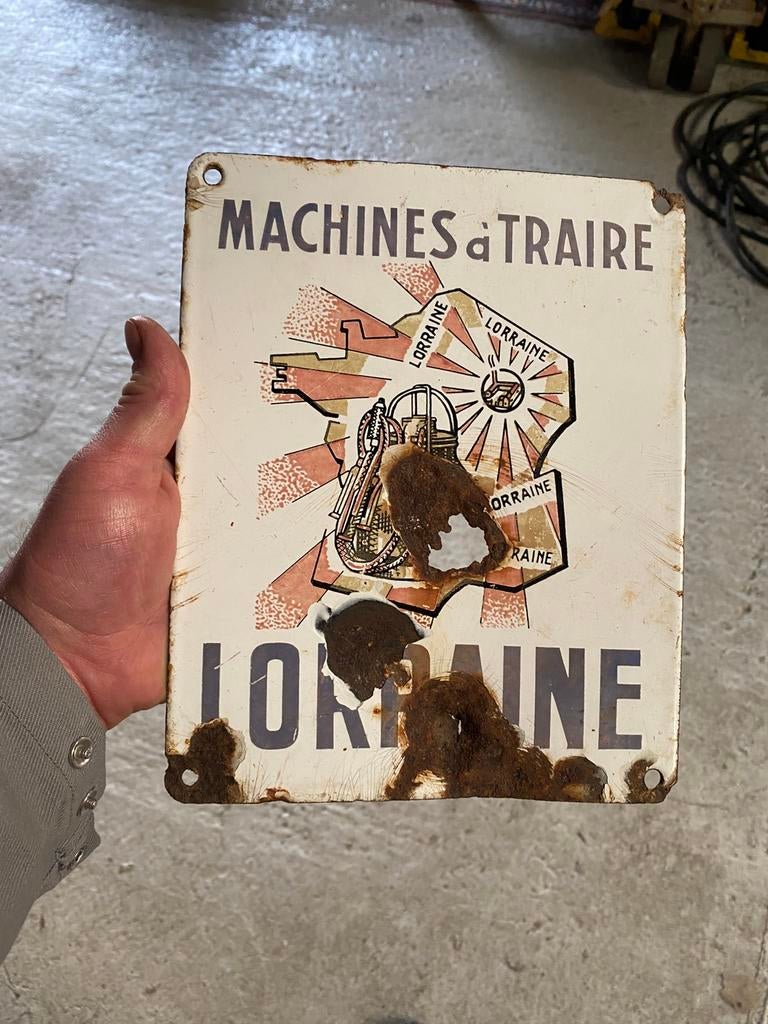 Vieille plaque emaillee avec impacte, Enlèvement ou Envoi, Comme neuf