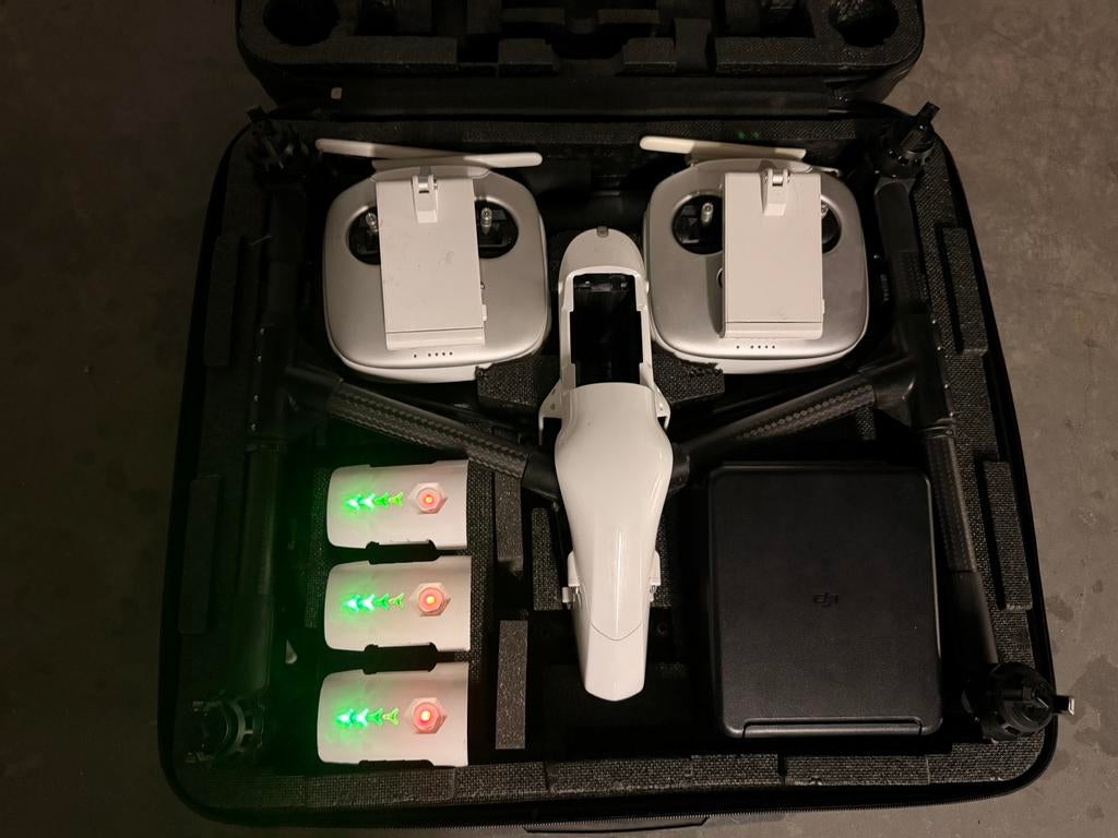 DJI inspire one overcomplete set met zenmuse X5 / 2xremotes, Ophalen, Zo goed als nieuw