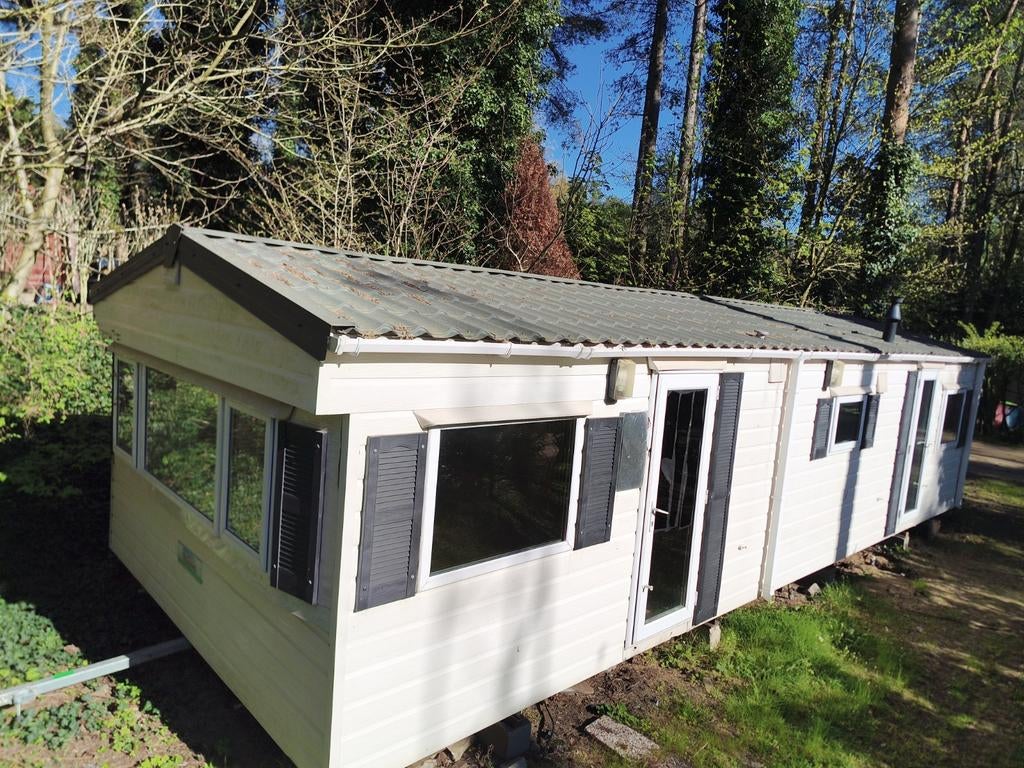 Caravan met werk aan te koop, Particulier