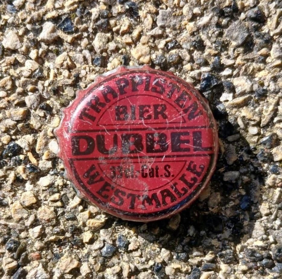 Casquette Westmalle, Collections, Envoi