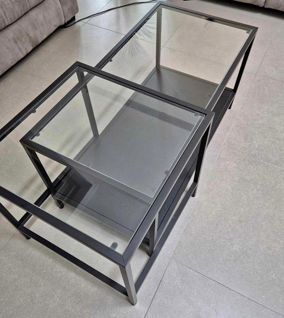 Vittsjo-bijzettafel-set-van-2-zwartbruin-glas, Ophalen