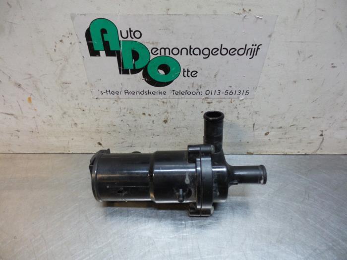 Extra waterpomp van een Toyota Prius (Prius 04-), Gebruikt, -, -, Ophalen of Verzenden