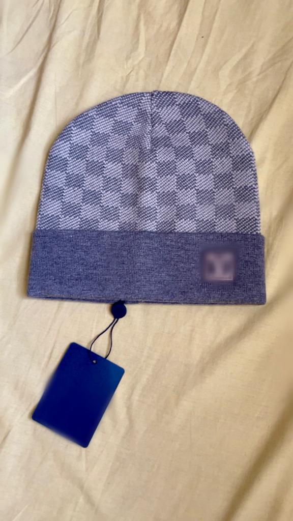 Bonnet lv nieuw 1.1, Verzenden, Zo goed als nieuw, Overige maten, Muts