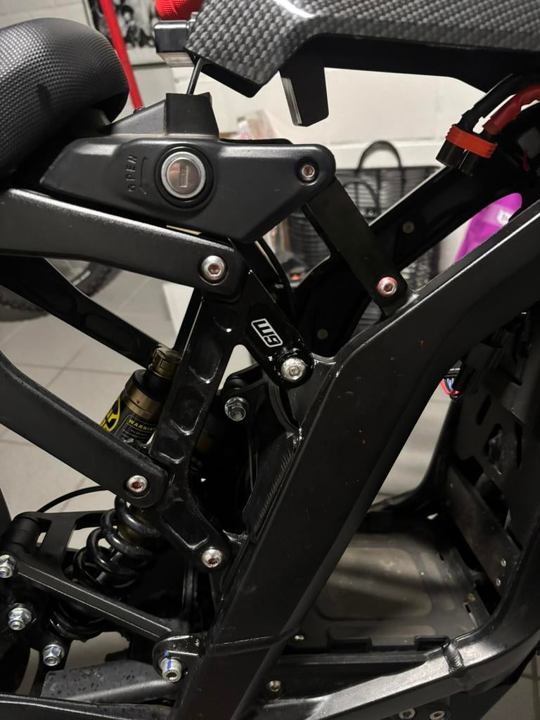 Warp 9 Seat extenders voor Surron LBX, Fietsen en Brommers, Ophalen of Verzenden, Gebruikt