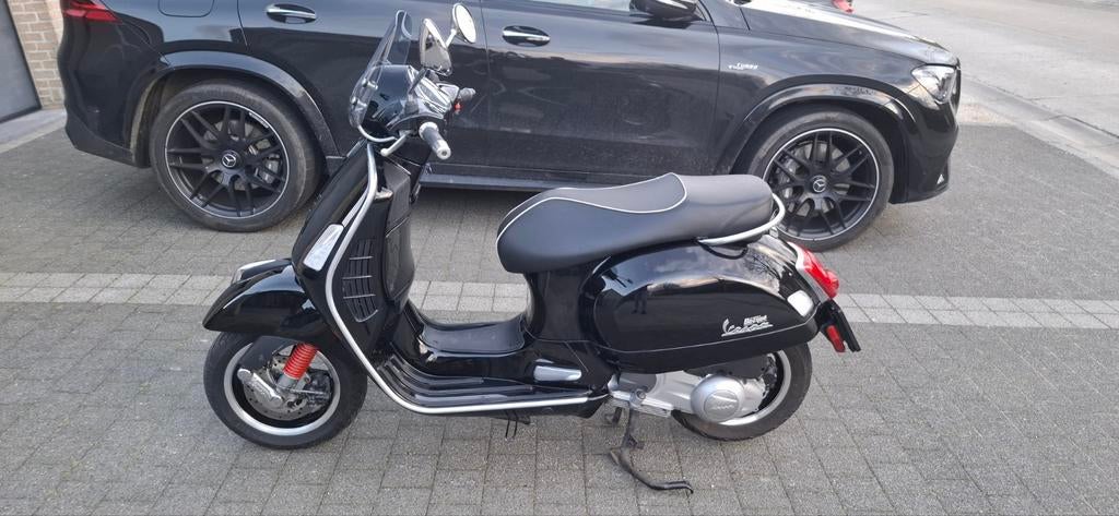 Vespa 300 GTS, Particulier, 278 cc, 1 cilinder, 12 t/m 35 kW