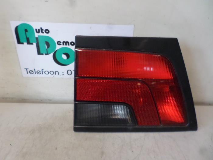 Feu arrière gauche d'un Peugeot 806, -, Utilisé, -, Peugeot