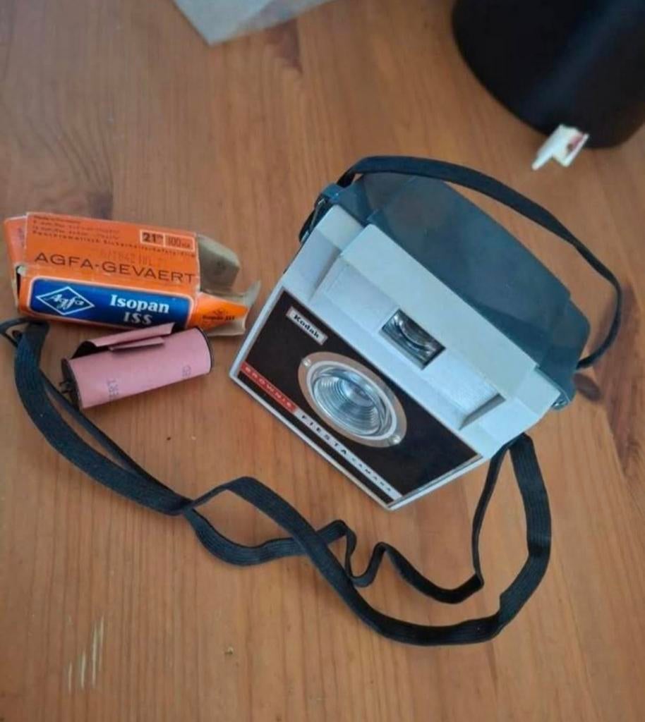 Anciens appareils photo + sacoche, Enlèvement