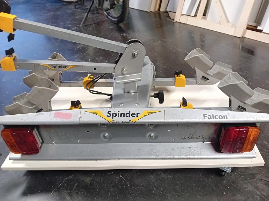 Fietsen drager, Ophalen