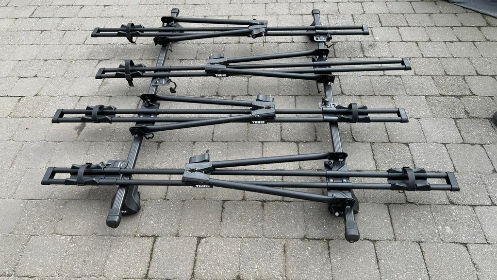 Fietsendragers Thule voor op autodak, Ophalen, 3 fietsen of meer, Gebruikt, Brede banden