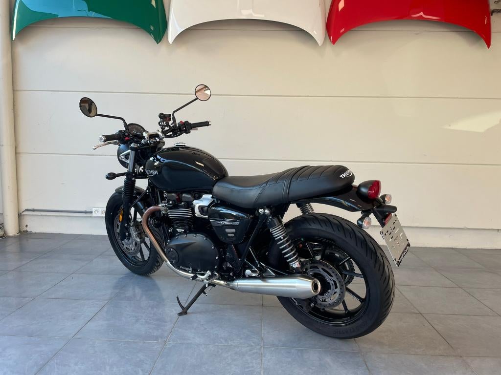 Triumph speed twin 900, Entreprise, 2 cylindres, 900 cm³, ABS
