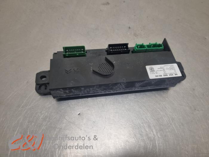 Centrale Deurvergrendelings Module van een Peugeot Expert, Gebruikt, -, -, Ophalen of Verzenden