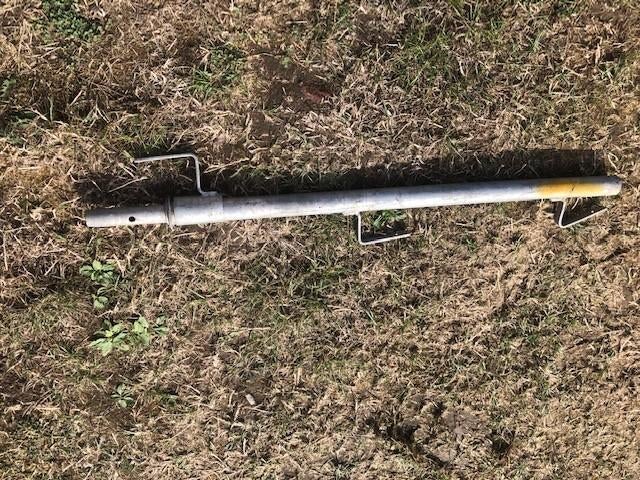 Universele Leuningstaander voor bekisting en steigers, Doe-het-zelf en Bouw, Metalen, Ophalen, Zo goed als nieuw, IJzer