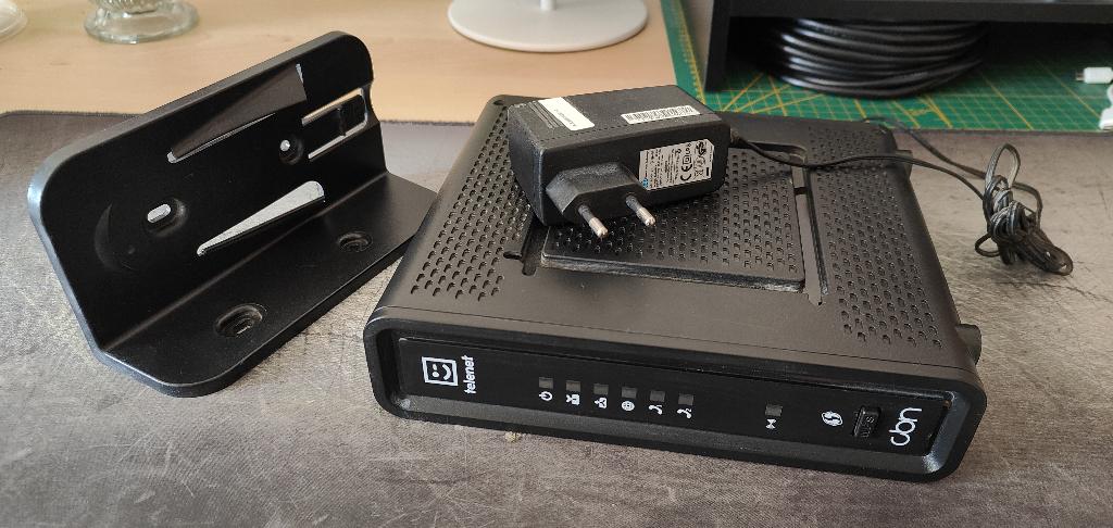 Telenet modem CH6643E (1Gbps), Computers en Software, Ophalen of Verzenden