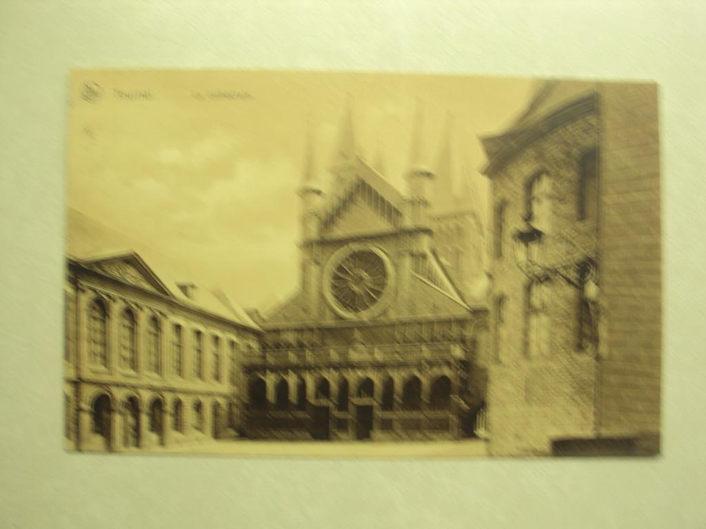 49773 - TOURNAI - LA CATHEDRALE, Enlèvement ou Envoi