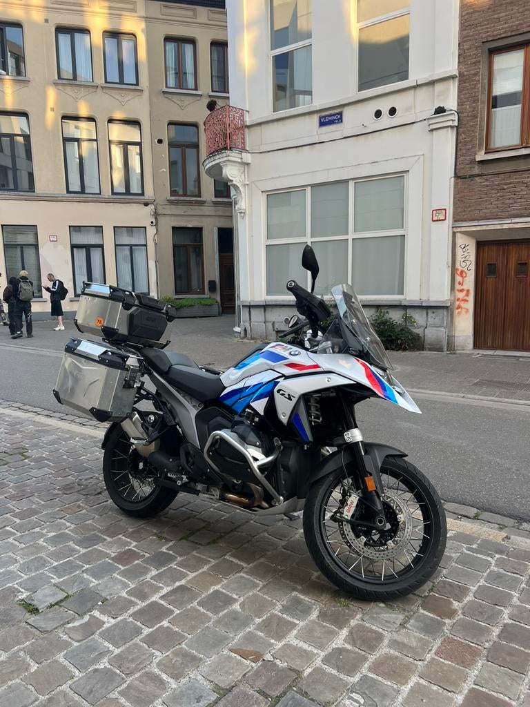 BMW R1300 GS — custom wrap — full option, Motos, Tourisme, Plus de 35 kW, 1300 cm³, 2 cylindres