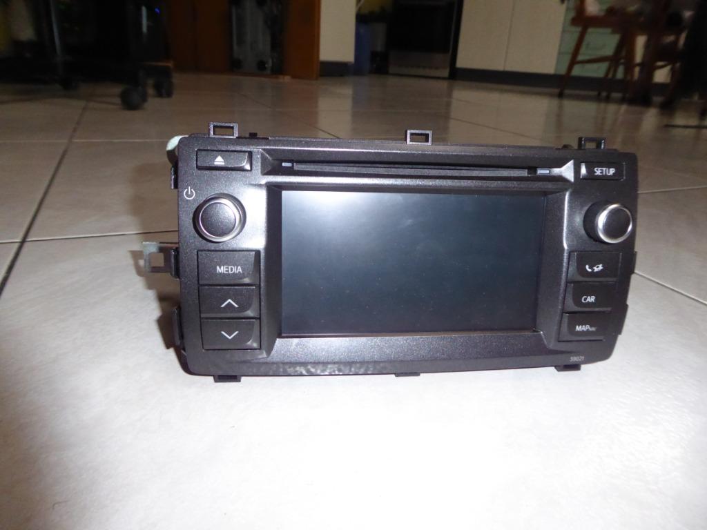 TOYOTA   Auris  Avensis  Autoradio  Original, Autos : Divers, Autoradios, Enlèvement, Comme neuf