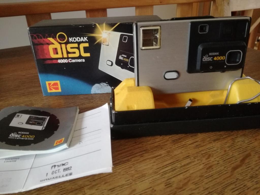 Appareil photo KODAK DISC 4000 vintage de 1982, Collections, Enlèvement ou Envoi, 1980 à nos jours, Appareils photo
