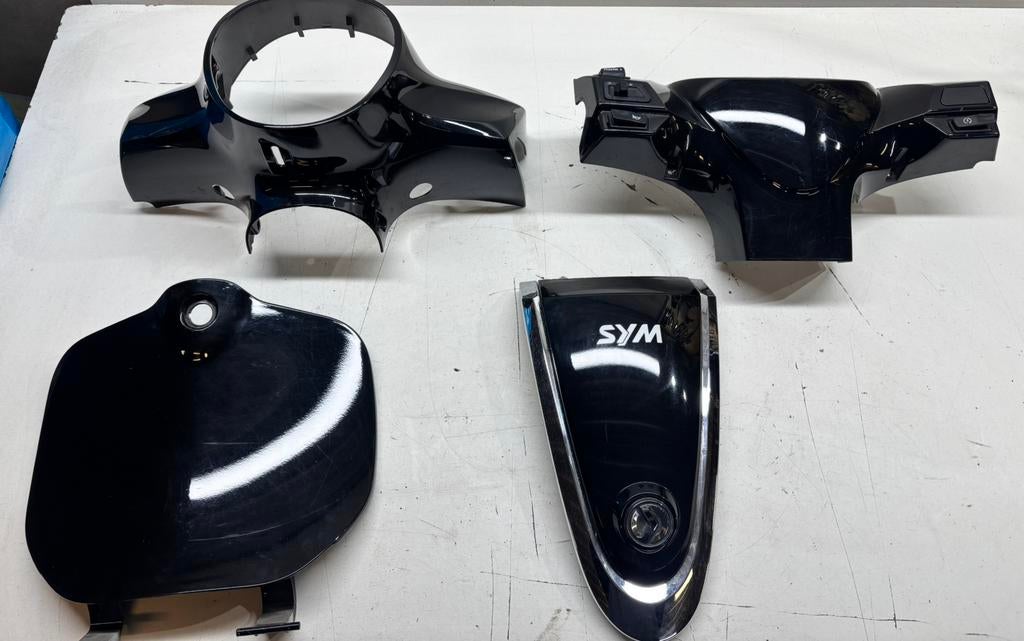Veel onderdelen Sym Fiddle 3 2016 euro3 klasse A, Fietsen en Brommers, Ophalen of Verzenden, Gebruikt, Kap, SYM