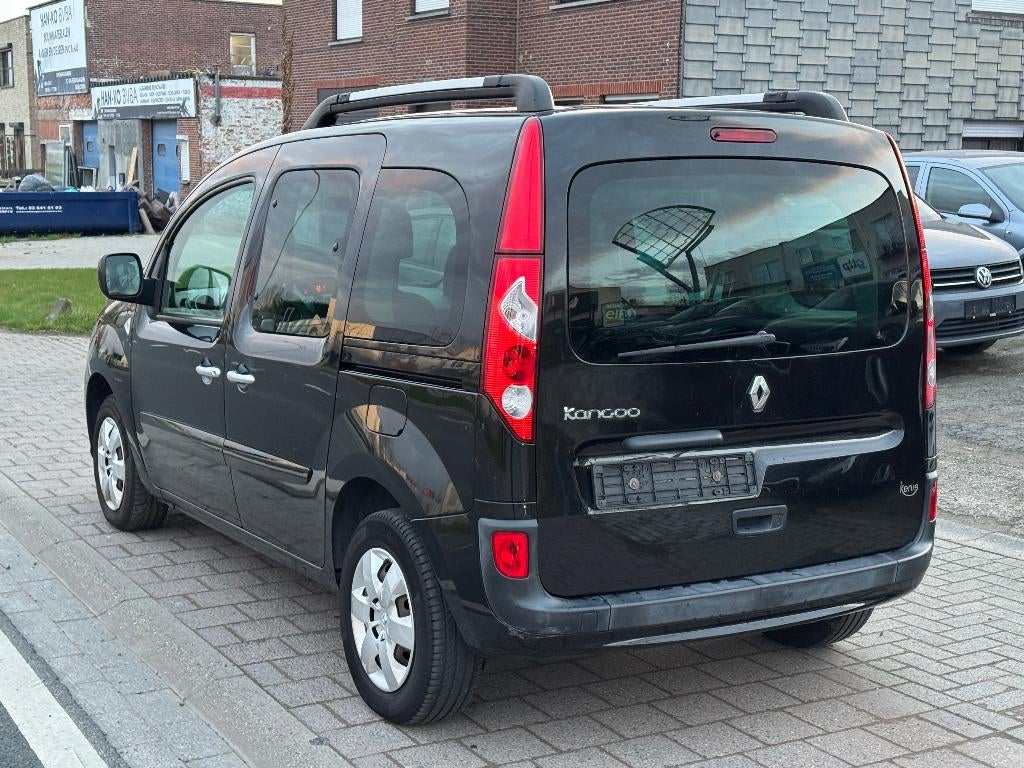 Renault Kangoo 1.6 Benzine 78kw/106pk 150.000 km, Auto's, Voorwielaandrijving, Euro 5, Beige, Zwart