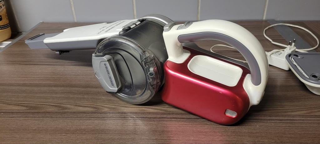 Aspirateur de table Black  et decker, Envoi, Aspirateur