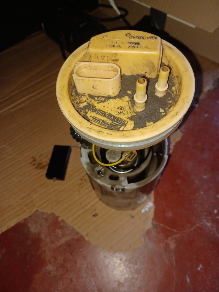 Pompe a carburant, Autos : Pièces & Accessoires, Enlèvement